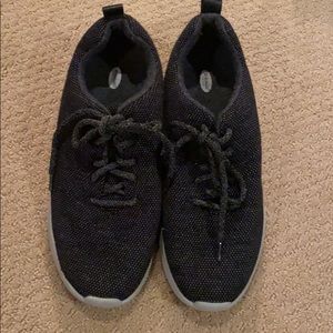 Dr. Scholl’s Charcoal Freestep Sneaker Size 10.5